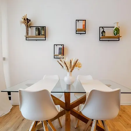 Apartman Sparkling Nest *