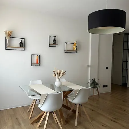 Sparkling Nest * コネリアーノ